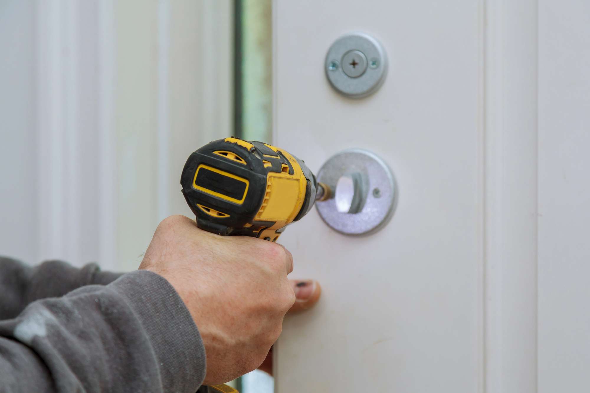 24-hour local locksmith